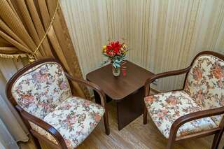 Гостиница George Hotel Краснодар Номер полулюкс с 1 двуспальной кроватью-2