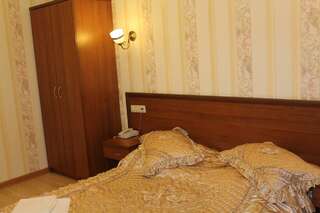 Гостиница George Hotel Краснодар 2-местный номер стандарт-4