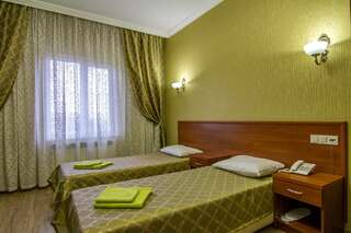 Гостиница George Hotel Краснодар Номер комфорт с 2 односпальными кроватями-10